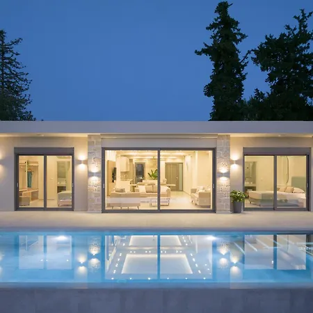 Reflection Villa, Heated Pool & Absolute Seclusion, By Thinkvilla Villa Chania (Crete)