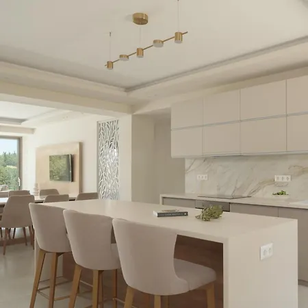 Reflection Villa, Heated Pool & Absolute Seclusion, By Thinkvilla *