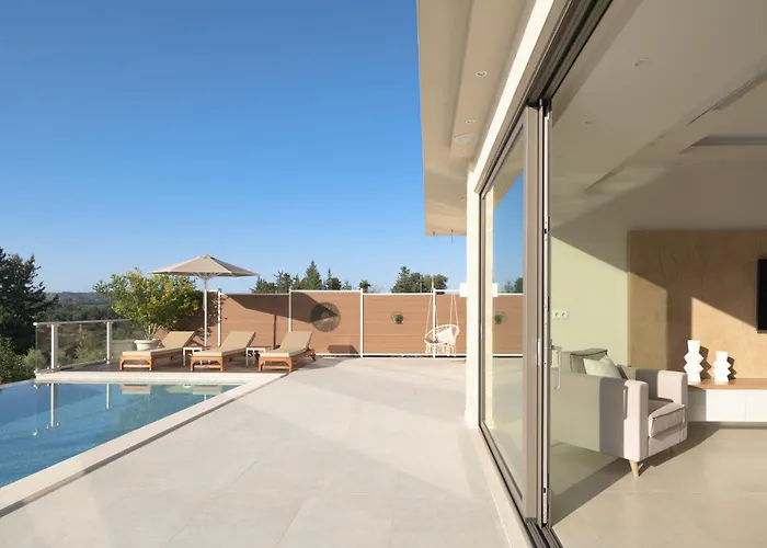 Reflection Villa, Heated Pool & Absolute Seclusion, By Thinkvilla Villa *