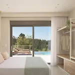 Reflection Villa, Heated Pool & Absolute Seclusion, By Thinkvilla *