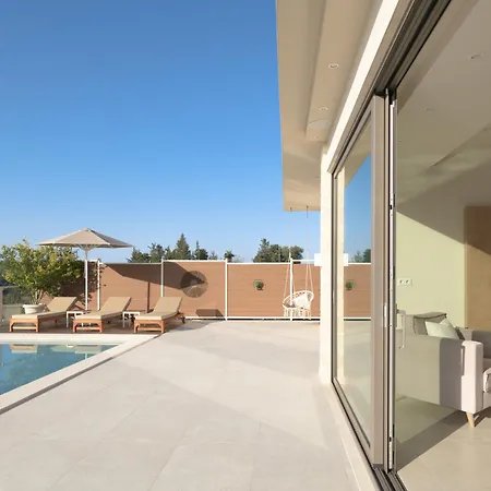 Reflection Villa, Heated Pool & Absolute Seclusion, By Thinkvilla Вілла *