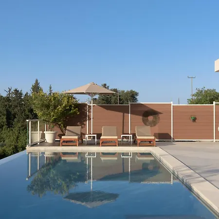 Reflection Villa, Heated Pool & Absolute Seclusion, By Thinkvilla *