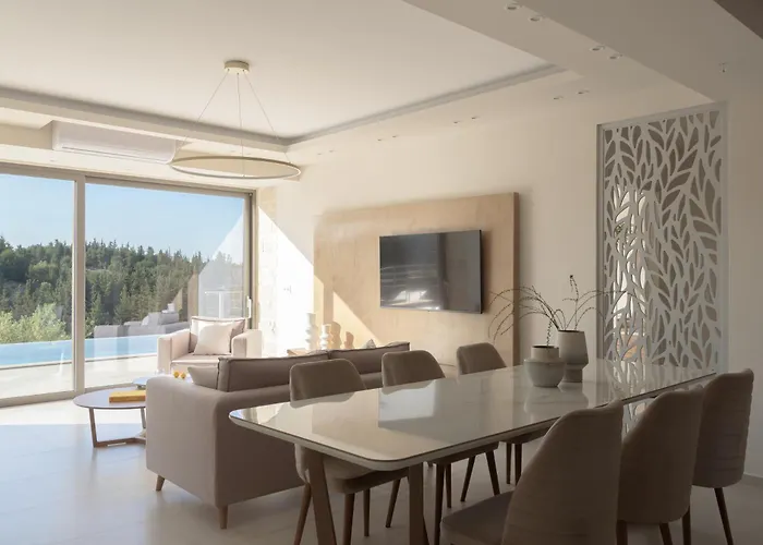 Reflection Villa, Heated Pool & Absolute Seclusion, By Thinkvilla Χανιά