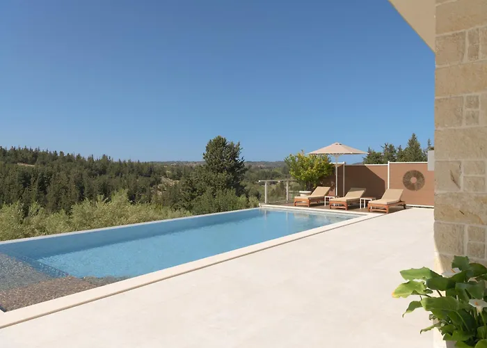 Reflection Villa, Heated Pool & Absolute Seclusion, By Thinkvilla Вілла *